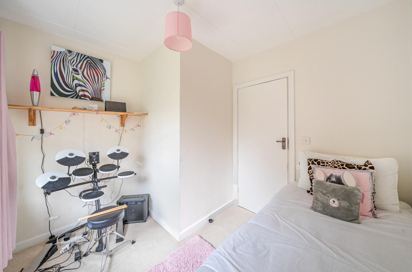 St. Margarets Drive, Llanelli, SA15 4EW